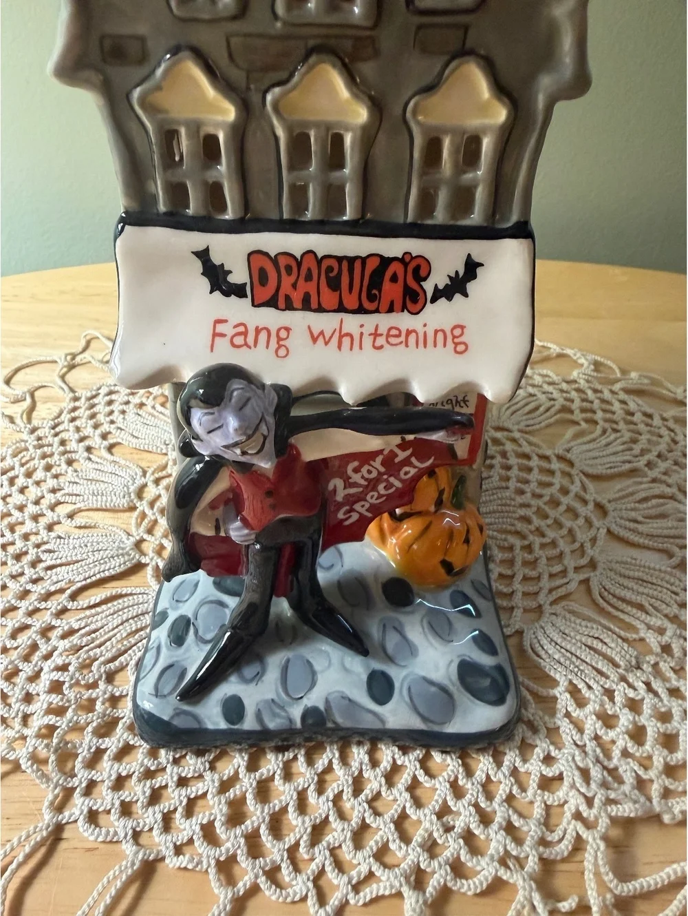 Blue Sky Clayworks Fang Whitening Tea Light